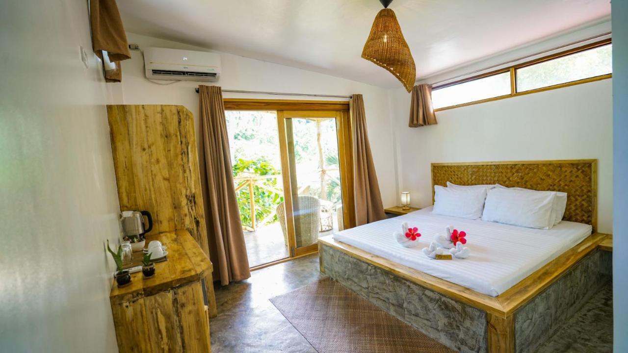 Serenity Hotel El Nido Exterior photo