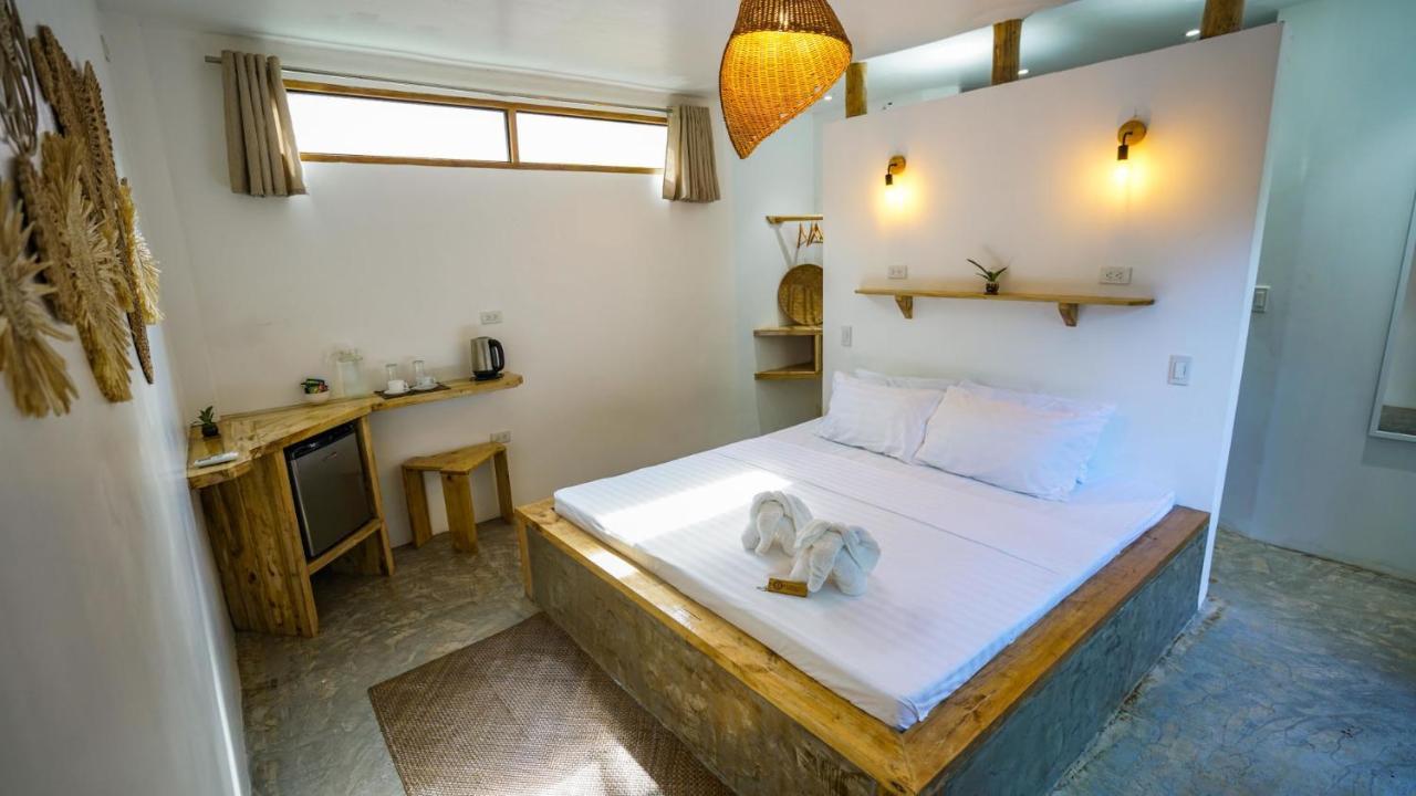 Serenity Hotel El Nido Exterior photo