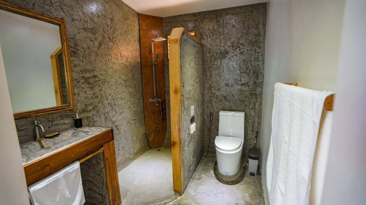 Serenity Hotel El Nido Exterior photo