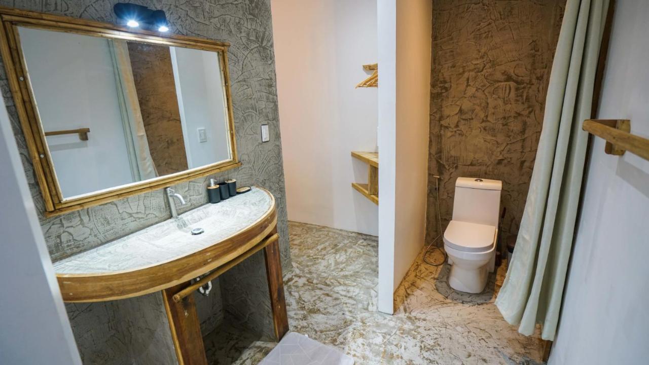 Serenity Hotel El Nido Exterior photo