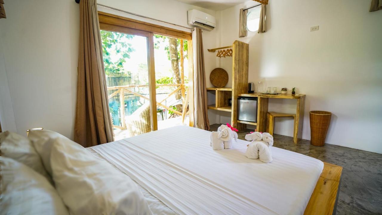 Serenity Hotel El Nido Exterior photo