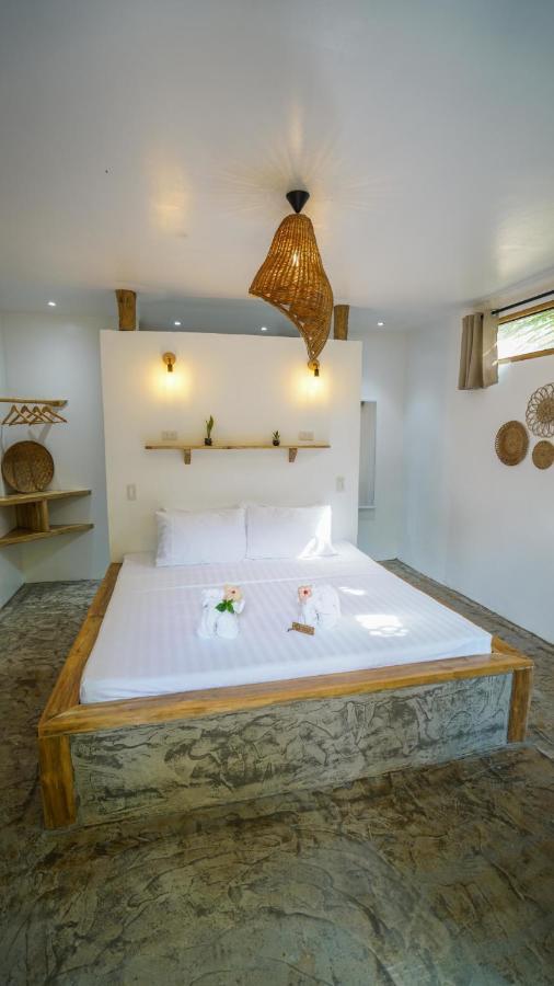 Serenity Hotel El Nido Exterior photo