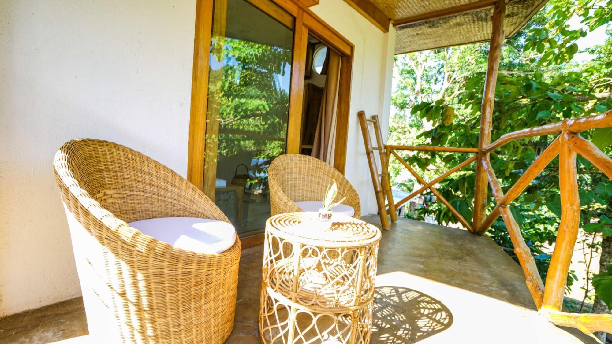 Serenity Hotel El Nido Exterior photo