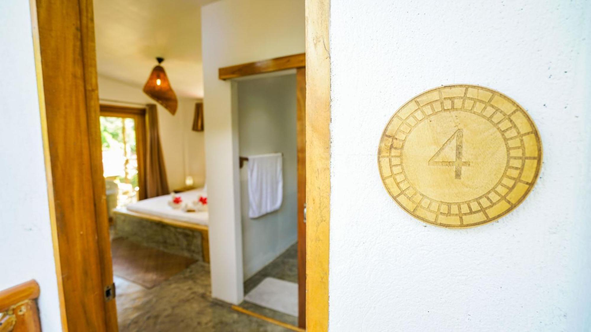 Serenity Hotel El Nido Exterior photo